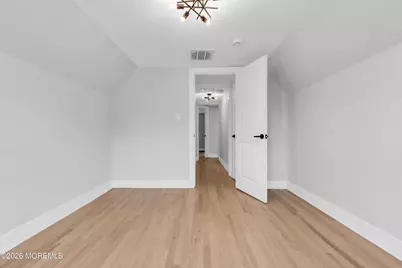 201 Knox Avenue, Eatontown, NJ 07724 - Photo 41