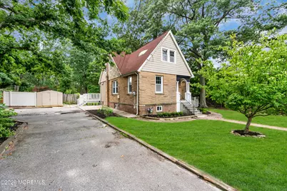 201 Knox Avenue, Eatontown, NJ 07724 - Photo 3