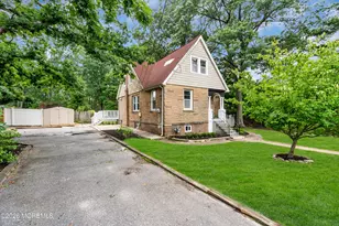 201 Knox Ave, Eatontown, NJ 07724 - Photo 3