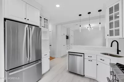 201 Knox Avenue, Eatontown, NJ 07724 - Photo 19