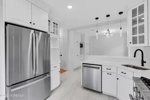 201 Knox Ave, Eatontown, NJ 07724 - Photo 19