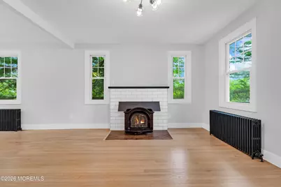 201 Knox Avenue, Eatontown, NJ 07724 - Photo 13