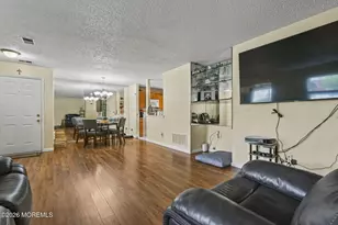 61 Frontier Way, Tinton Falls, NJ 07753 - Photo 5
