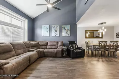 123 Kentucky Way, Freehold, NJ 07728 - Photo 11