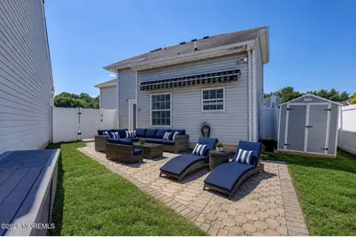 123 Kentucky Way, Freehold, NJ 07728 - Photo 31
