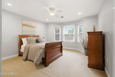 338 Valley View Circle, Freehold, NJ 07728 - Photo 39