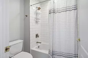338 Valley View Cir, Freehold, NJ 07728 - Photo 41