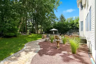 338 Valley View Cir, Freehold, NJ 07728 - Photo 47