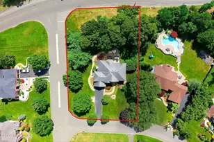 338 Valley View Cir, Freehold, NJ 07728 - Photo 57