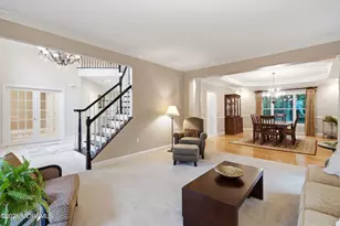 338 Valley View Cir, Freehold, NJ 07728 - Photo 23