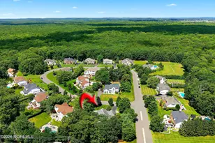 338 Valley View Cir, Freehold, NJ 07728 - Photo 61