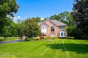 338 Valley View Cir, Freehold, NJ 07728 - Photo 59