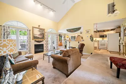 994 Treasure Avenue, Manahawkin, NJ 08050 - Photo 5