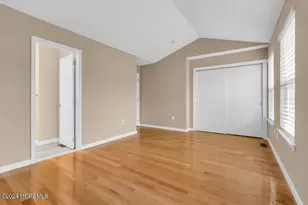 87 Richmond Ct S, Holmdel, NJ 07733 - Photo 11