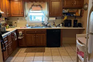25 Alimar Dr, Middletown, NJ 07748 - Photo 5