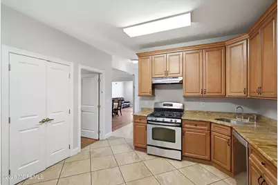 254 Dr Martin Luther King Drive, Lakewood, NJ 08701 - Photo 9