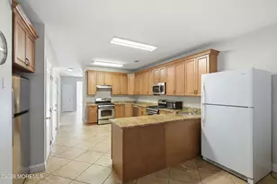 254 Dr Martin Luther King Dr, Lakewood, NJ 08701 - Photo 5
