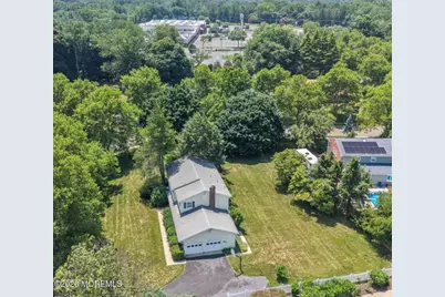 39 Koster Drive, Freehold, NJ 07728 - Photo 29