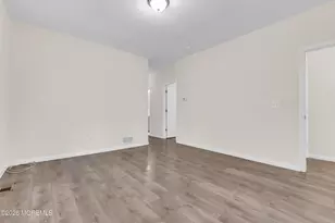 102 Broad St, Perth Amboy, NJ 08862 - Photo 9