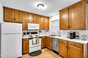 126C Farrington Ct, Lakewood, NJ 08701 - Photo 11