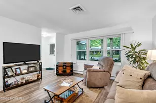 126C Farrington Ct, Lakewood, NJ 08701 - Photo 9