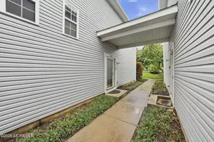 2603 Metedeconk Ct, Freehold, NJ 07728 - Photo 33