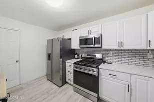 2603 Metedeconk Ct, Freehold, NJ 07728 - Photo 3