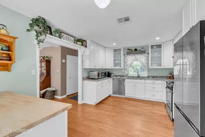 186 Van Brackle Road, Aberdeen Township, NJ 07747 - Photo 5
