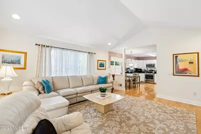 122 Skyline Drive, Lakewood, NJ 08701 - Photo 9