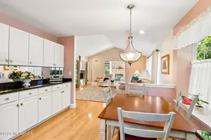 122 Skyline Dr, Lakewood, NJ 08701 - Photo 17