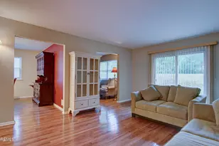 7 Lakeview Dr, Marlboro Township, NJ 07746 - Photo 9