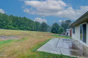 7 Lakeview Dr, Marlboro Township, NJ 07746 - Photo 31