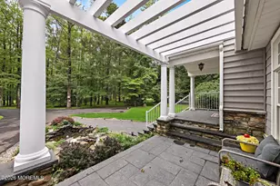 289 Cranberry Rd, Farmingdale, NJ 07727 - Photo 5