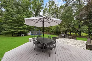 289 Cranberry Rd, Farmingdale, NJ 07727 - Photo 41