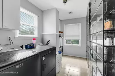 312 Thompson Avenue, North Middletown, NJ 07748 - Photo 17