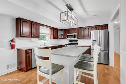 312 Thompson Avenue, North Middletown, NJ 07748 - Photo 7