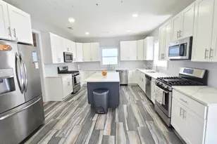 72 Bradhurst Ave, Lakewood, NJ 08701 - Photo 3