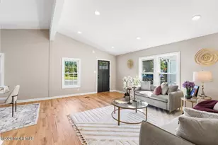 35 Deer Way, Manalapan Township, NJ 07726 - Photo 5