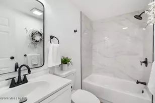35 Deer Way, Manalapan Township, NJ 07726 - Photo 21