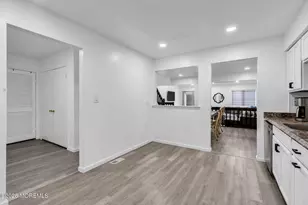 281 Longwood Dr, Manalapan Township, NJ 07726 - Photo 5