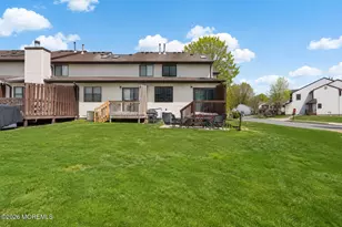 281 Longwood Dr, Manalapan Township, NJ 07726 - Photo 7
