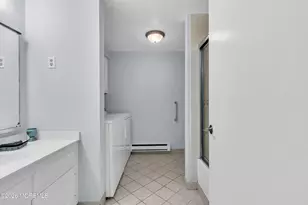 452 Roxbury Ln, Monroe Township, NJ 08831 - Photo 21