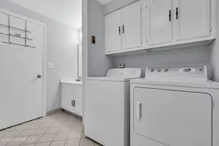 452 Roxbury Ln, Monroe Township, NJ 08831 - Photo 23