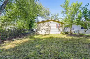 2 Cedar Ct, Manalapan Township, NJ 07726 - Photo 21