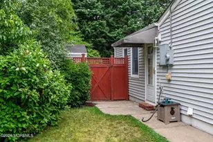 24 Village Ln, Middletown, NJ 07748 - Photo 41