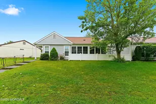 910A Liverpool Cir, Manchester Township, NJ 08759 - Photo 7