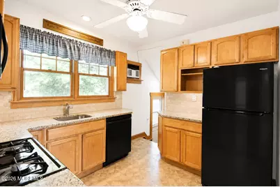 662 Campbell Avenue, Port Monmouth, NJ 07758 - Photo 19