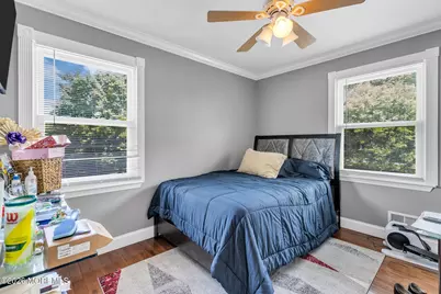 9 Frost Court, Freehold, NJ 07728 - Photo 19