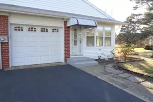 608 B Willow Ln, Whiting, NJ 08759 - Photo 1