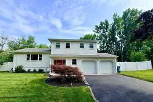 4 Dorset Way, Edison, NJ 08820 - Photo 1